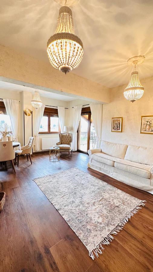 Zrinka House Hotel กราโบวาซ ภายนอก รูปภาพ